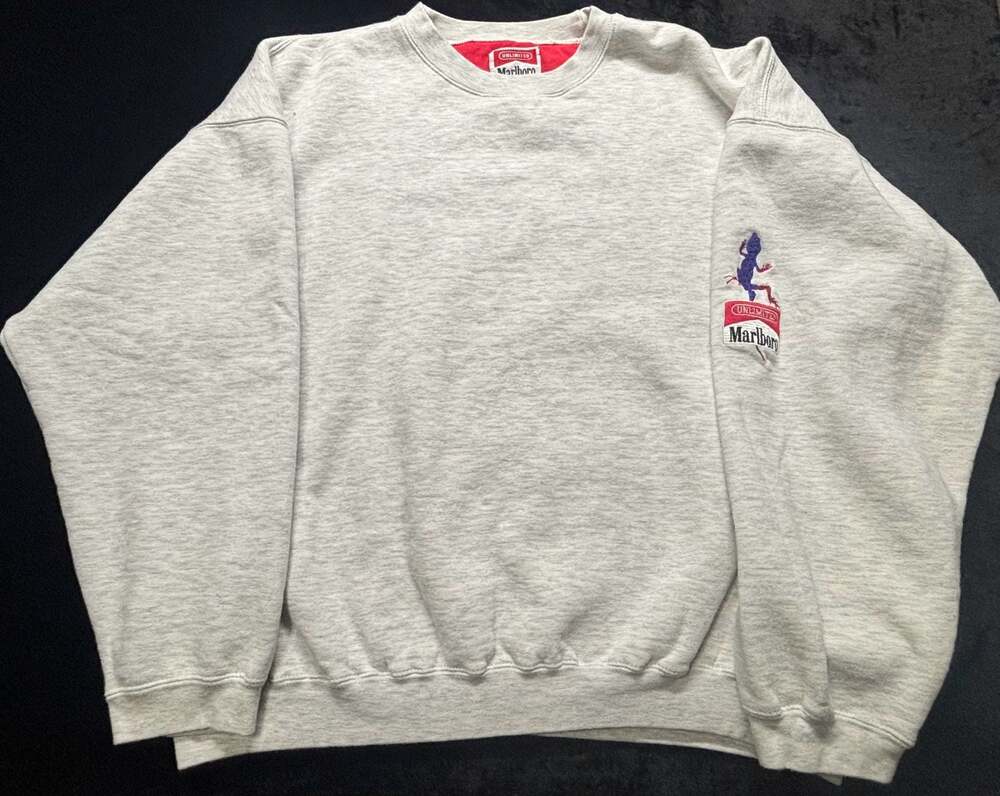 Men XL Vintage 90s Marlboro Adventure Team Gecko Lizard Crewneck Sweater